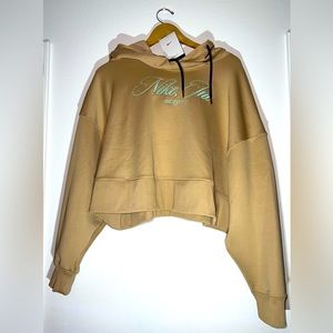 Nike cropped hoodie. Medium. New